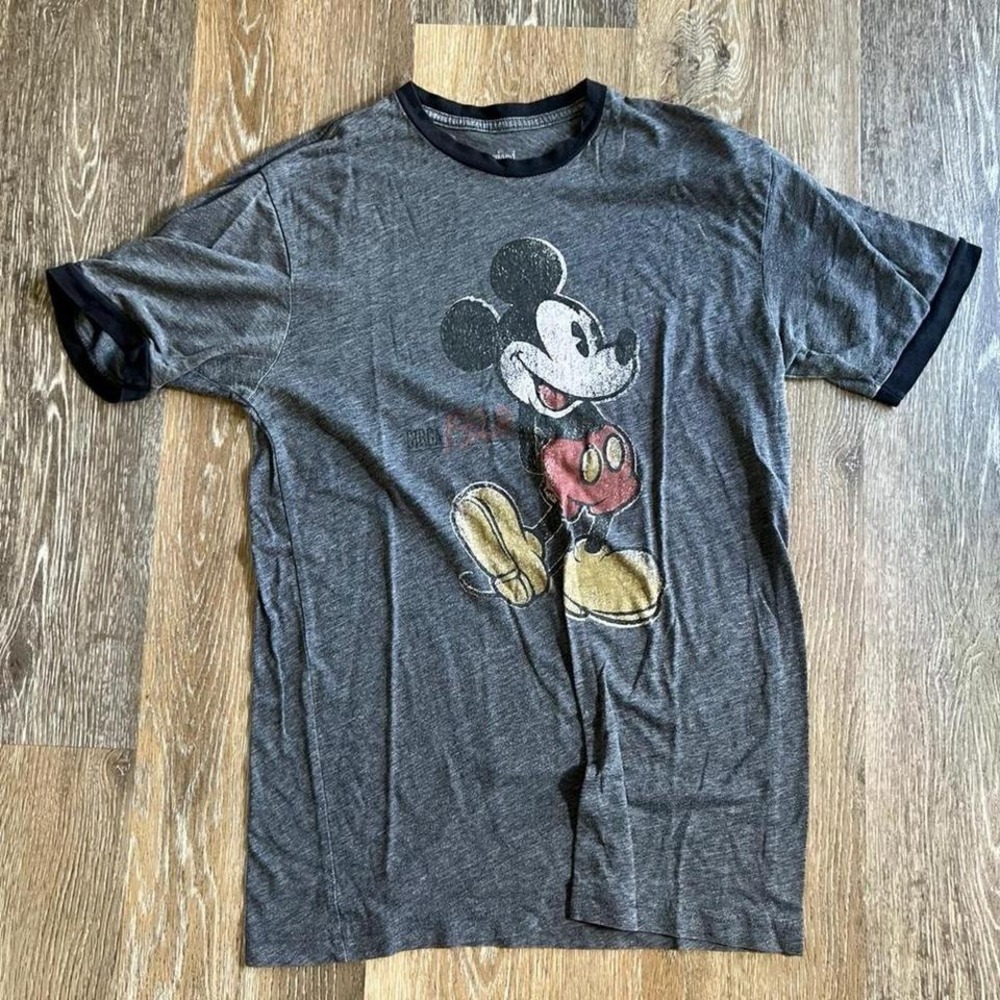 Grey and‎ black mickey mouse t shirt